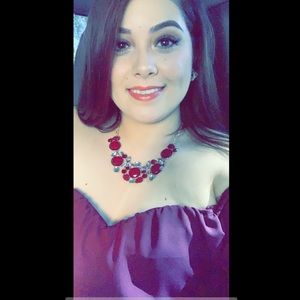 Meet your Posher, Gabriela